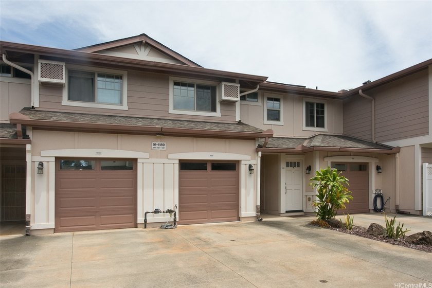 Welcome home! This charming 2-bedroom, 2-bathroom townhouse in - Beach Condo for sale in Kapolei, Hawaii on Beachhouse.com