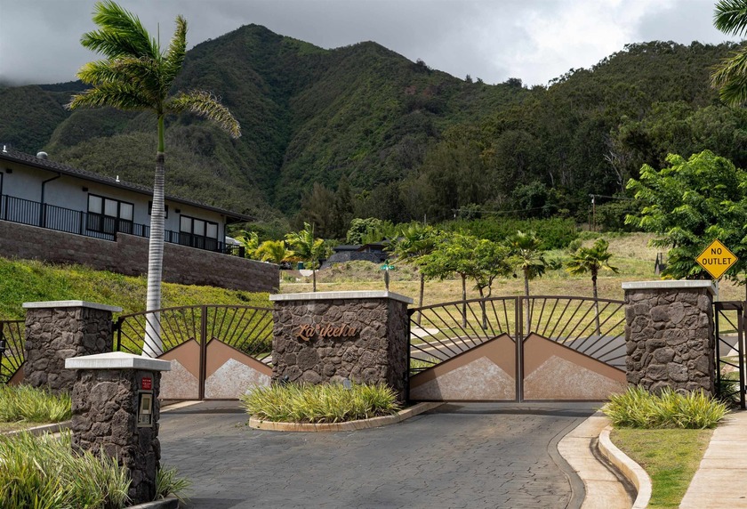 If tranquility and serenity with a spectacular panoramic view is - Beach Lot for sale in Wailuku, Hawaii on Beachhouse.com