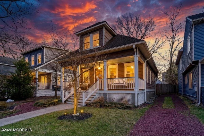 A vibrant work of art, this Asbury Park gem defines elegant - Beach Home for sale in Asbury Park, New Jersey on Beachhouse.com