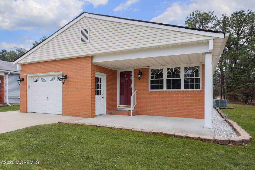 Welcome to this well-maintained Lakeview model in the desirable - Beach Home for sale in Toms River, New Jersey on Beachhouse.com
