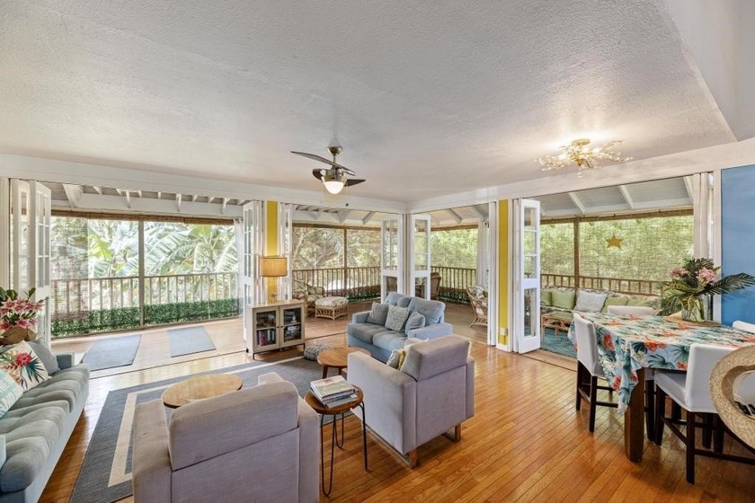 Hotel-zoned complex with vacation rental earnings profit - Beach Condo for sale in Maunaloa, Hawaii on Beachhouse.com