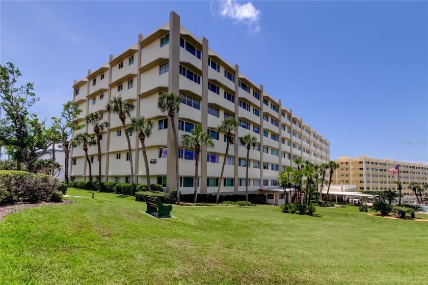 Are sky-high association fees keeping you from your dream of - Beach Condo for sale in Belleair Beach, Florida on Beachhouse.com