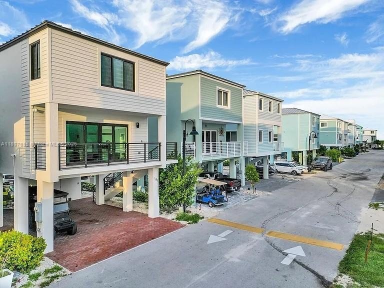 Welcome to your dream home in paradise! This beautiful, brand - Beach Home for sale in Key Largo, Florida on Beachhouse.com