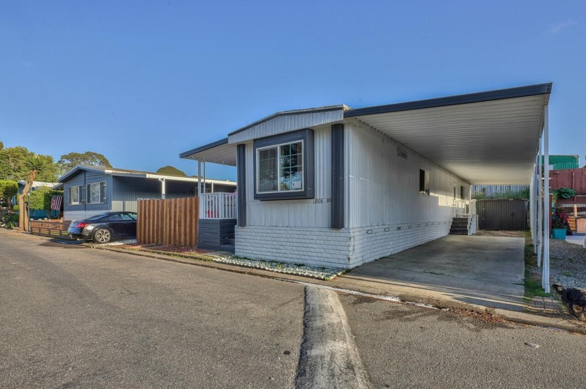 Simplify your life in this charming 2 bed/ 2 bath mobile home in - Beach Home for sale in Castroville, California on Beachhouse.com