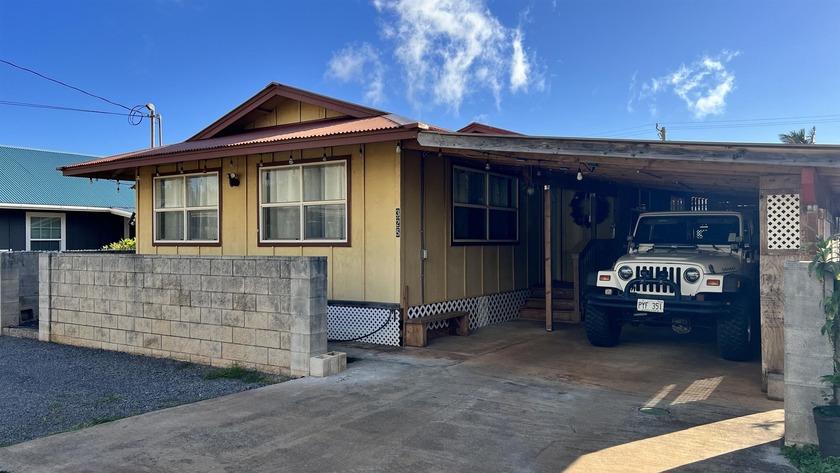 This well-maintained 3-bedroom, 2-bath plantation home is in a - Beach Home for sale in Lanai City, Hawaii on Beachhouse.com