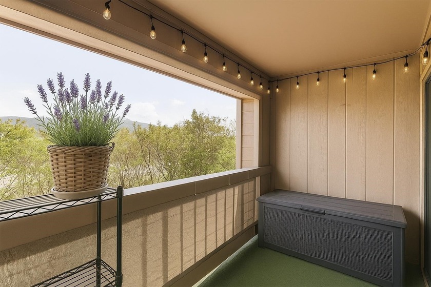 Beautifully refreshed top-floor 2-bedroom, 1-bath condo in - Beach Condo for sale in Lahaina, Hawaii on Beachhouse.com