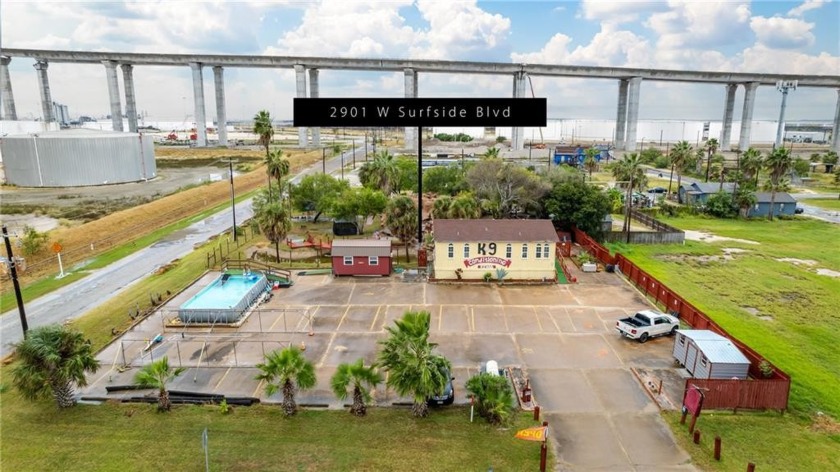 This commercially zoned property sits on almost 1 acre of land - Beach Commercial for sale in Corpus Christi, Texas on Beachhouse.com