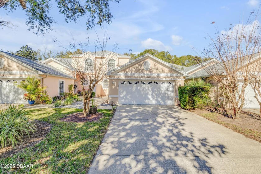 Welcome to this stunning 3-bedroom, 2.5-bathroom townhome - Beach Home for sale in Ormond Beach, Florida on Beachhouse.com