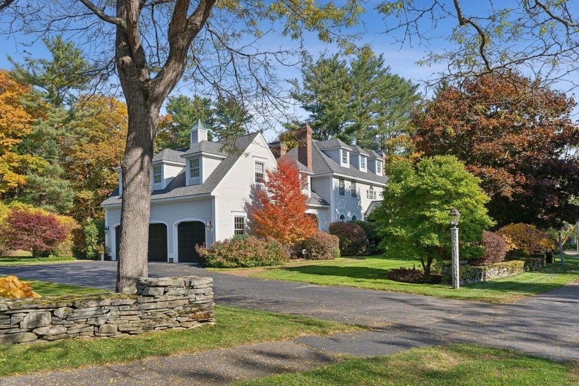 A gracious and captivating colonial custom built by Anastos and - Beach Home for sale in Falmouth, Maine on Beachhouse.com