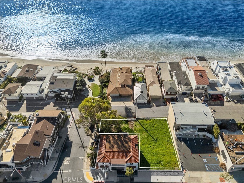 A rare opportunity to acquire two adjacent parcels in one of the - Beach Lot for sale in Laguna Beach, California on Beachhouse.com