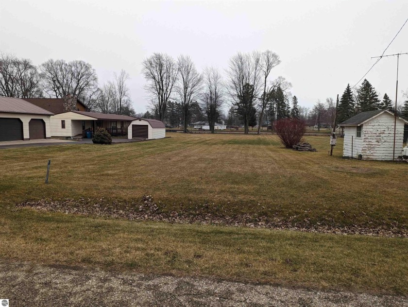 A potential building site w/ 67' of frontage along the Au Gres - Beach Lot for sale in Au Gres, Michigan on Beachhouse.com