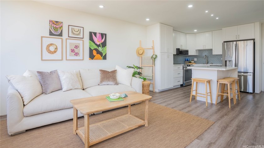 OPEN HOUSE 5/10/2026 Sunday , 2pm - 5pm. Move-in ready and fully - Beach Condo for sale in Honolulu, Hawaii on Beachhouse.com