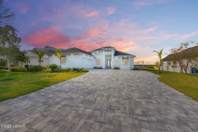 Luxury Waterfront Living in Ormond Beach - Discover a rare - Beach Home for sale in Ormond Beach, Florida on Beachhouse.com