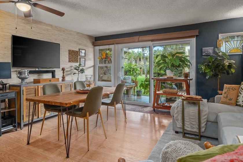 Stunning 1-Bedroom, 1-Bath Condo in Kihei, Maui - Your Tropical - Beach Condo for sale in Kihei, Hawaii on Beachhouse.com