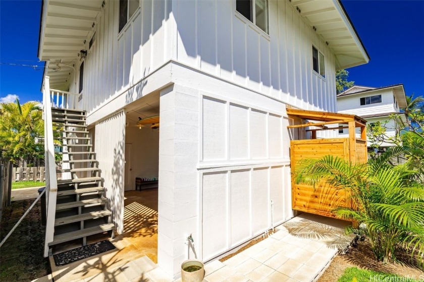 This private two-bedroom beachside home offers views of Kaena - Beach Home for sale in Waialua, Hawaii on Beachhouse.com