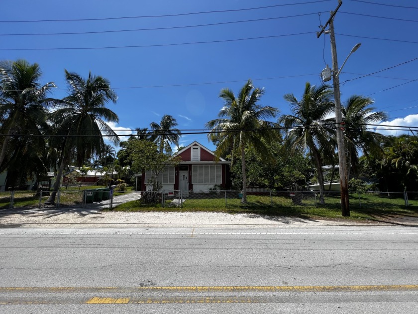 Unlock the potential of this 3-bed, 2-bath home with 1593 sq.ft - Beach Home for sale in Key West, Florida on Beachhouse.com