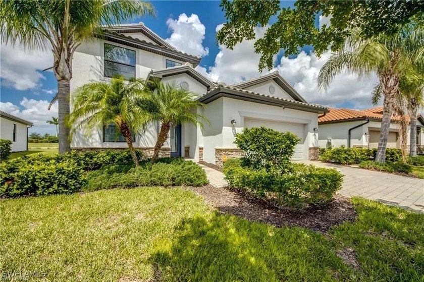 This beautiful home is exactly what you've been searching for - Beach Home for sale in Fort Myers, Florida on Beachhouse.com