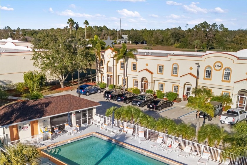 GOLF COURSE VIEWS IN PARADISE! Experience the ultimate Florida - Beach Townhome/Townhouse for sale in Punta Gorda, Florida on Beachhouse.com