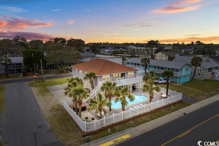 INVESTOR ALERT **** Check out this OCEANVIEW RENTAL MONSTER - Beach Home for sale in North Myrtle Beach, South Carolina on Beachhouse.com