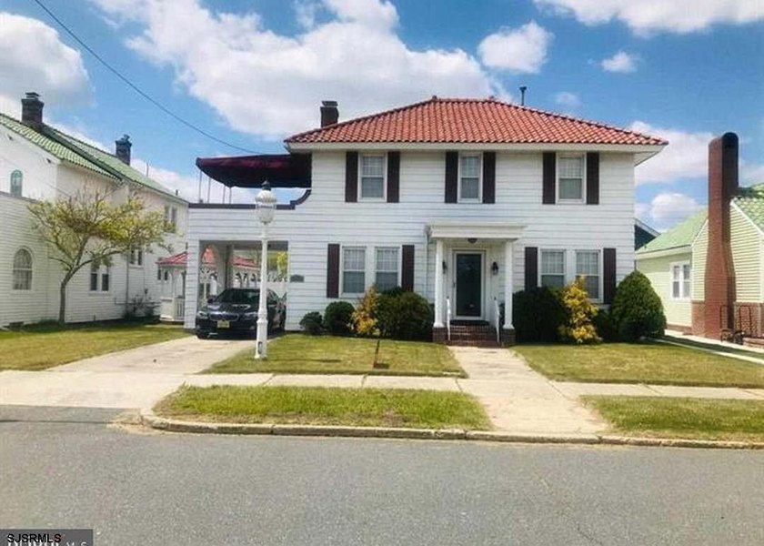 A great bay front home in Atlantic City..!! A deck right out of - Beach Home for sale in Egg Harbor Township, New Jersey on Beachhouse.com