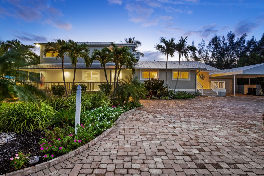 REDUCED $50,000.00  MOTIVATED SELLER !!!Back on Market !!!! - Beach Home for sale in Plantation Key, Florida on Beachhouse.com