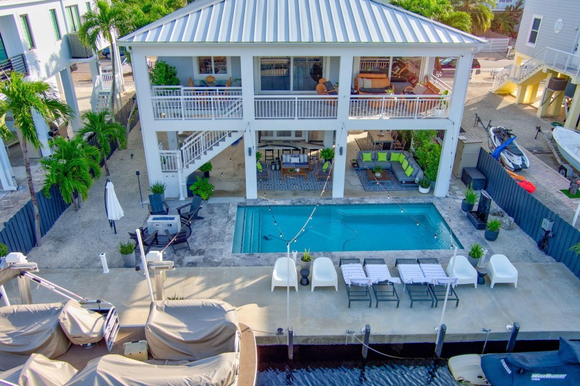 Florida Keys living at it's best. This luxury waterfront modern - Beach Home for sale in Key Largo, Florida on Beachhouse.com