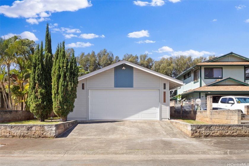 Welcome to this fully renovated two-story home in Mililani - Beach Home for sale in Mililani, Hawaii on Beachhouse.com