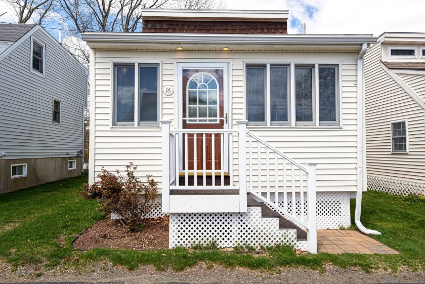We are SO close to beach season, come check out this spacious - Beach Home for sale in Hampton, New Hampshire on Beachhouse.com