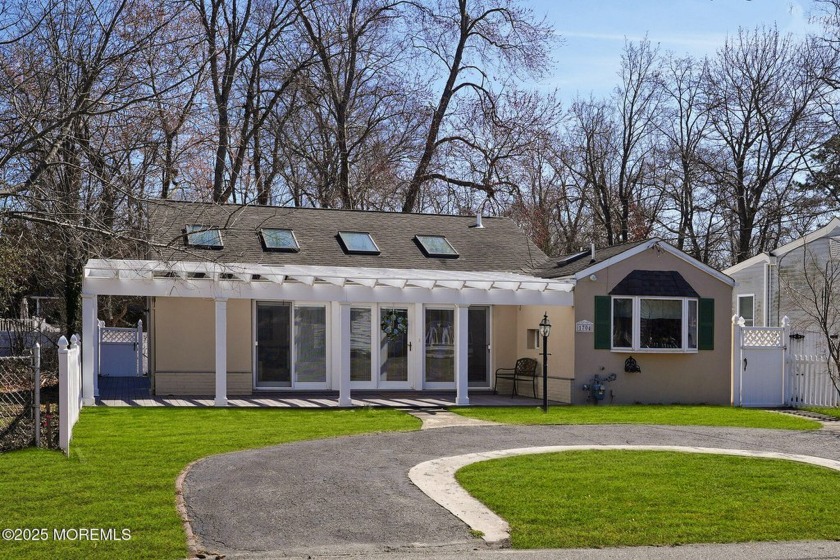 Once in a while it happens... you come across the ideal blend of - Beach Home for sale in Wall, New Jersey on Beachhouse.com