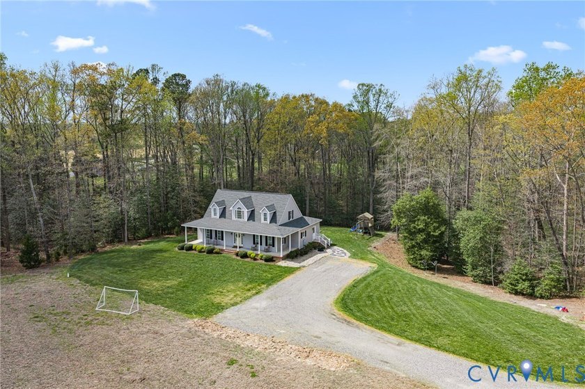 Welcome Home to this inviting Custom 4 Bedroom,2-1/2 Bath - Beach Home for sale in Tappahannock, Virginia on Beachhouse.com