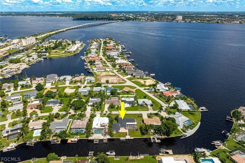 GULF ACCESS - Rare TRIPLE LOT with Additional Garage Space and - Beach Home for sale in Cape Coral, Florida on Beachhouse.com