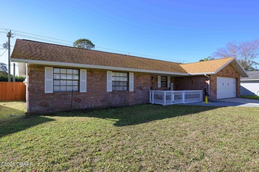 Welcome to this Completely Remodeled, Beautiful home in ''The - Beach Home for sale in Port Orange, Florida on Beachhouse.com