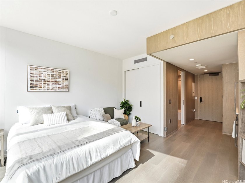 Welcome to 1000 Auahi St #633-where modern luxury meets the - Beach Condo for sale in Honolulu, Hawaii on Beachhouse.com