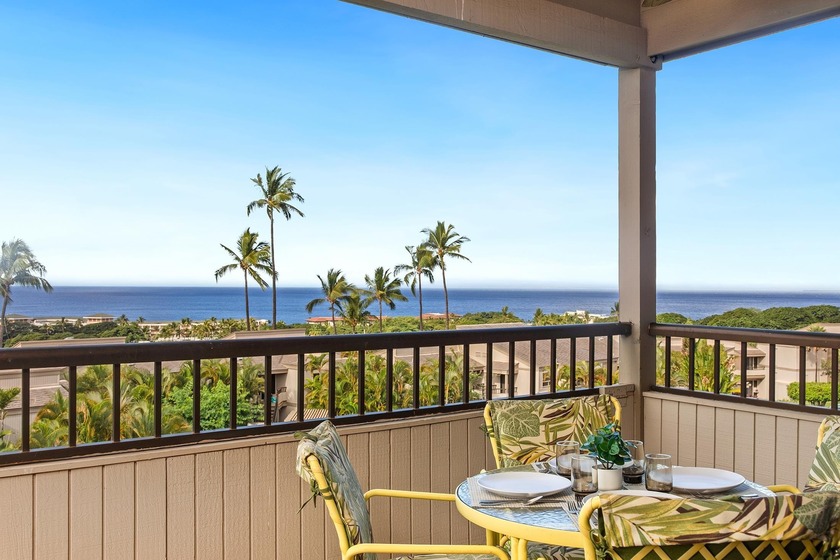 This charming 1-bedroom, 2-bath condominium has been lovingly - Beach Condo for sale in Kihei, Hawaii on Beachhouse.com