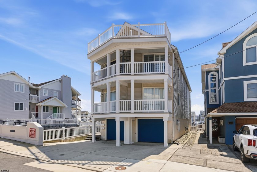 Welcome to 28 W 17th Street, a beautiful lagoon front property - Beach Condo for sale in Ocean City, New Jersey on Beachhouse.com