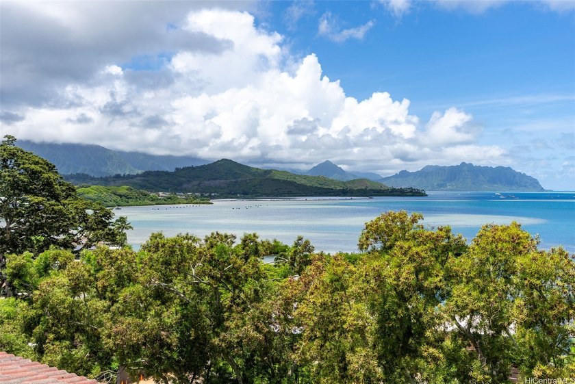 This beautifully renovated unit is offered at an excellent - Beach Condo for sale in Kaneohe, Hawaii on Beachhouse.com