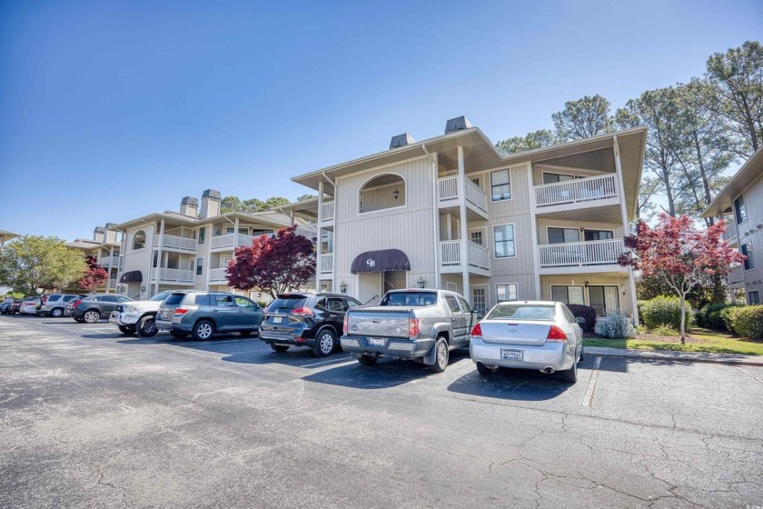 Two Bedroom condo with fresh paint, new LVP flooring throughout - Beach Condo for sale in Little River, South Carolina on Beachhouse.com