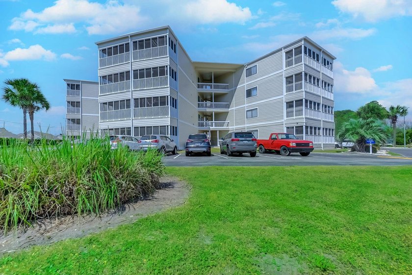 Beautifully renovated one-bedroom, 1-1/2 bath first floor condo - Beach Condo for sale in Little River, South Carolina on Beachhouse.com