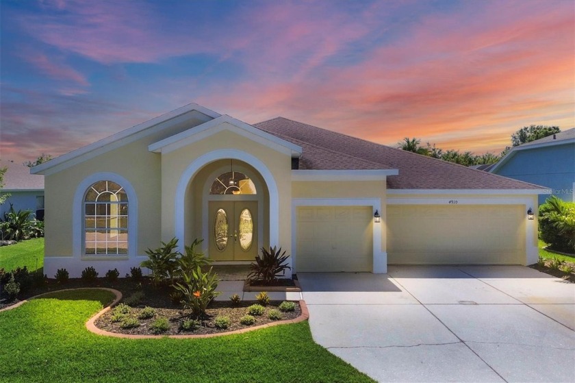 Tranquil and spacious four-bedroom, two-bath home with a - Beach Home for sale in Bradenton, Florida on Beachhouse.com