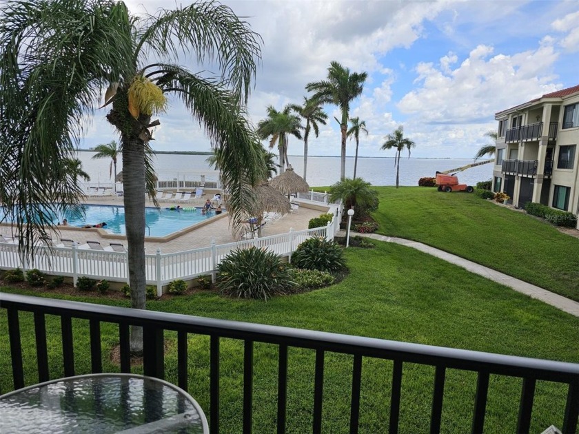 Great water view from this 2nd floor villa that experienced no - Beach Condo for sale in St. Petersburg, Florida on Beachhouse.com