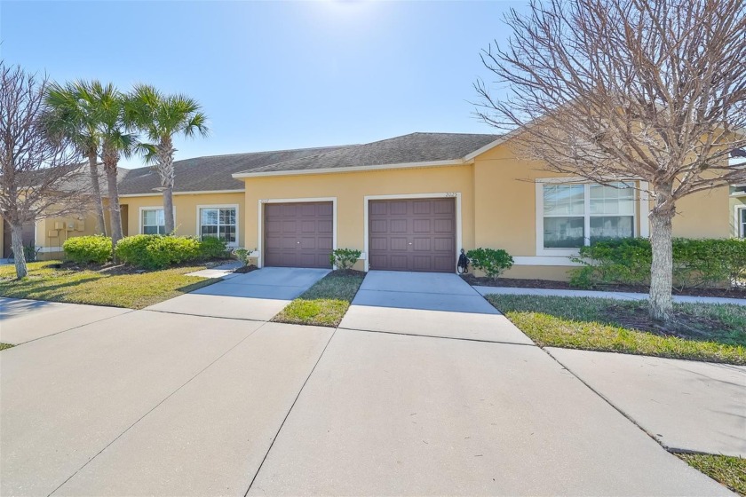 Welcome home! This beautiful waterfront, maintenance-free - Beach Home for sale in Ruskin, Florida on Beachhouse.com