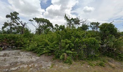 Cul-de-sac residential lot in the desirable deed-restricted - Beach Acreage for sale in Rotonda West, Florida on Beachhouse.com