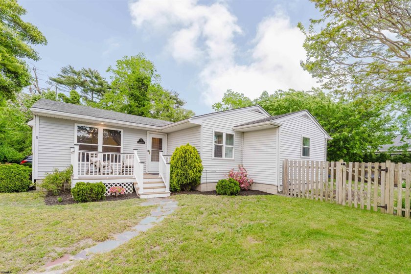 Charming Ranch in the Heart of It All - Your Shore Life Awaits - Beach Home for sale in Cape May Court House, New Jersey on Beachhouse.com