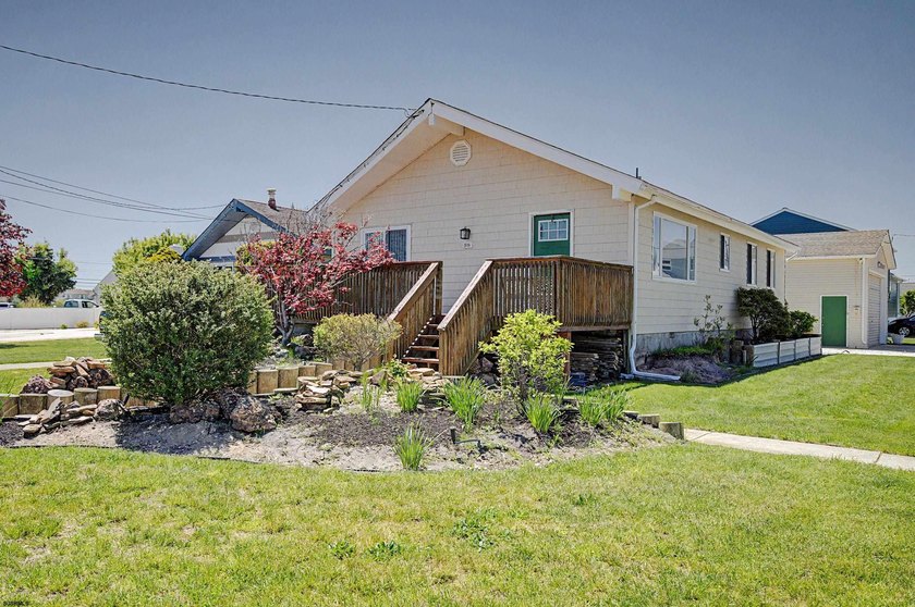Discover the potential in this rancher on an extra-large corner - Beach Home for sale in Brigantine, New Jersey on Beachhouse.com