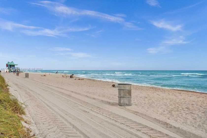 Spacious one bedroom, a den and two full bathrooms faces - Beach Condo for sale in Miami Beach, Florida on Beachhouse.com