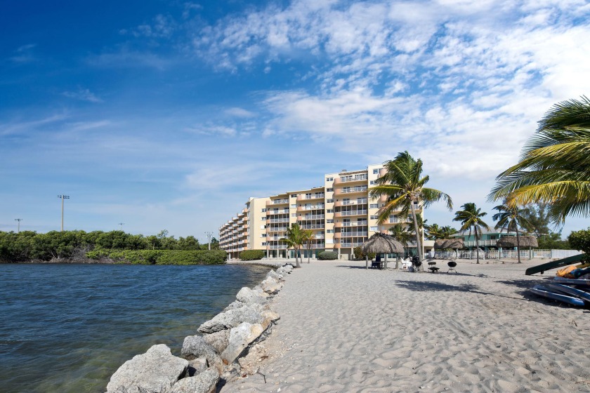 Welcome to Luxury Living in this Captivating Penthouse - Beach Condo for sale in Plantation Key, Florida on Beachhouse.com