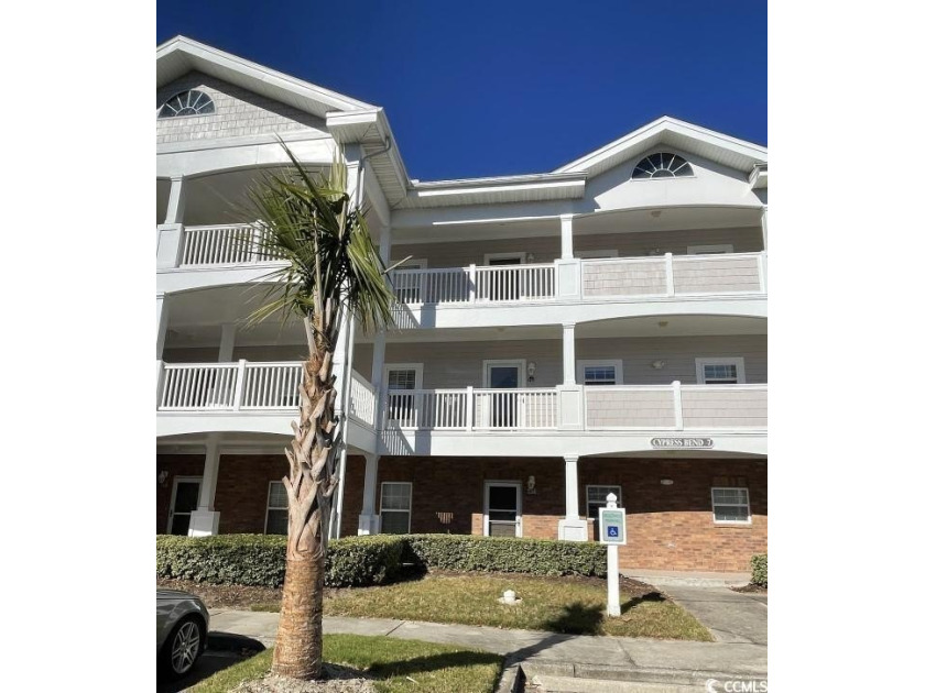 This well-maintained condo is beautifully furnished with upscale - Beach Condo for sale in North Myrtle Beach, South Carolina on Beachhouse.com