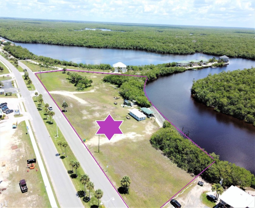 4.5 +/- acres on Lake Placid. Development opportunity: - Beach Acreage for sale in Everglades City, Florida on Beachhouse.com