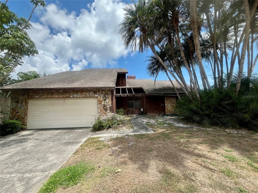 Under contract-accepting backup offers. This home is an - Beach Home for sale in St. Petersburg, Florida on Beachhouse.com