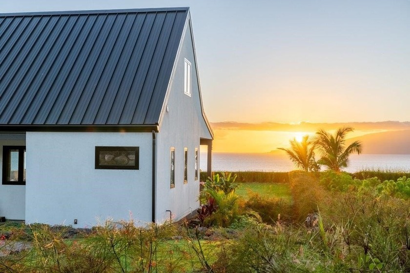 Nestled in the desirable Launiupoko community in West Maui, this - Beach Home for sale in Lahaina, Hawaii on Beachhouse.com